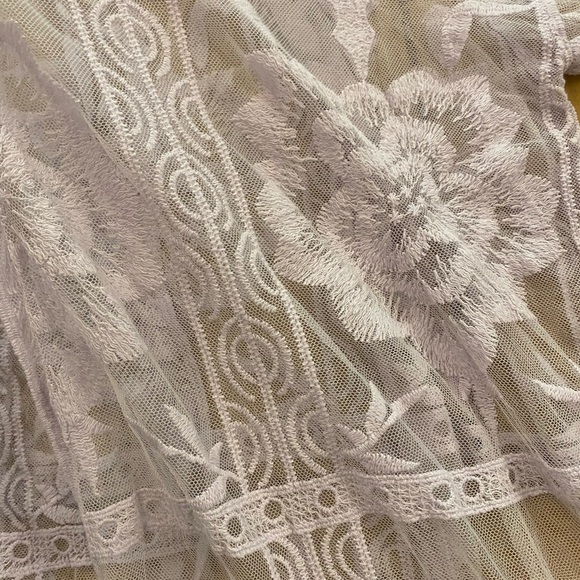 LC Lauren Conrad Duster Robe Lavender Lace New Without Tag one size beautiful - Picture 9 of 12